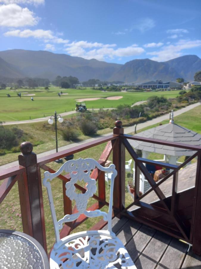 Mulligans Guest Lodge Hermanus Exterior photo