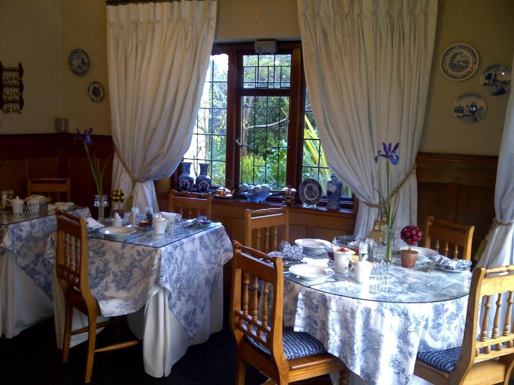 Mulligans Guest Lodge Hermanus Exterior photo